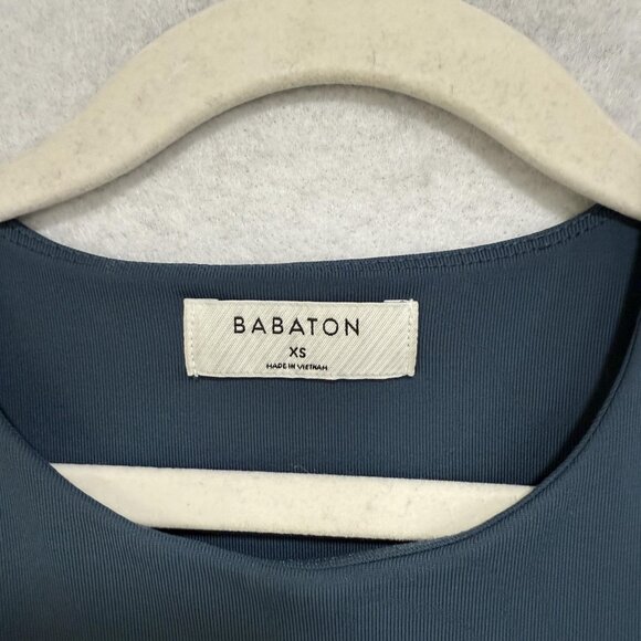 Babaton Shirt Womens Extra Small Blue Short Sleeve Crewneck Stretch Crop Top - Picture 2 of 8